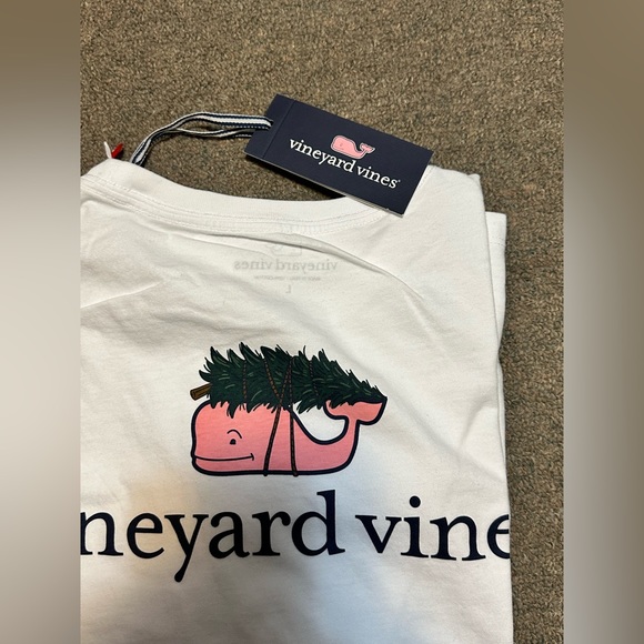 Vineyard Vines Whale & Christmas Tree Long-Sleeve Pocket Tee Size L XL XXL - Picture 4 of 8